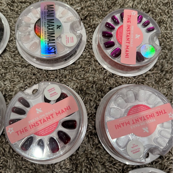 Olive & June Press-On Nail Bundle - Picture 4 of 5